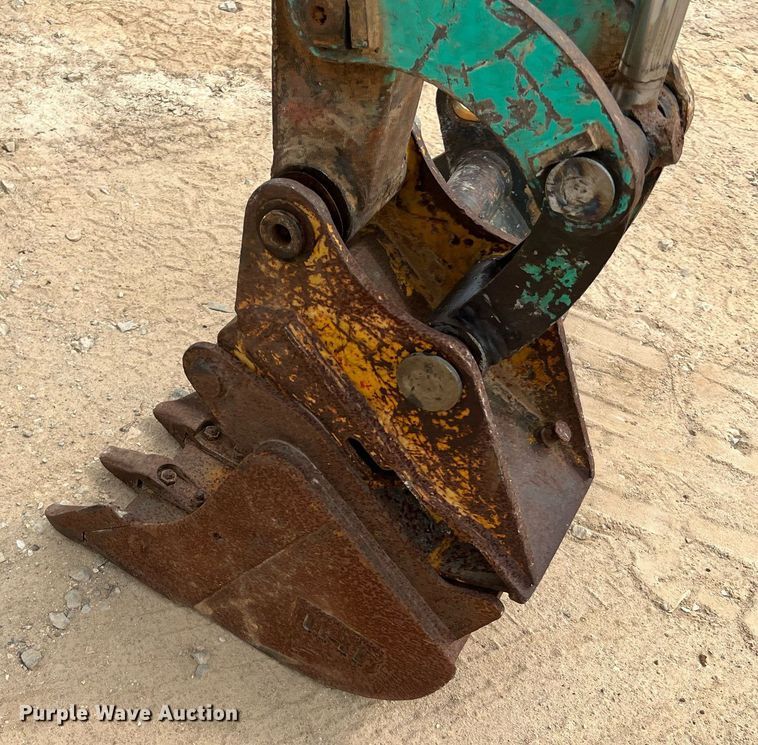 image for item LF9477 2015 IHI 25VX3  mini excavator