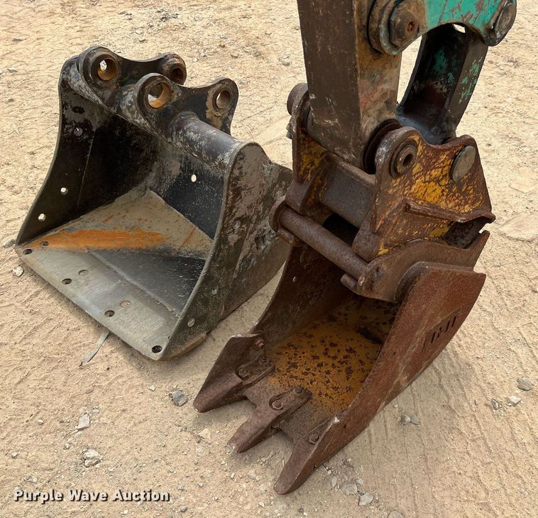 image for item LF9477 2015 IHI 25VX3  mini excavator