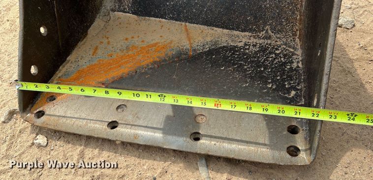 image for item LF9477 2015 IHI 25VX3  mini excavator