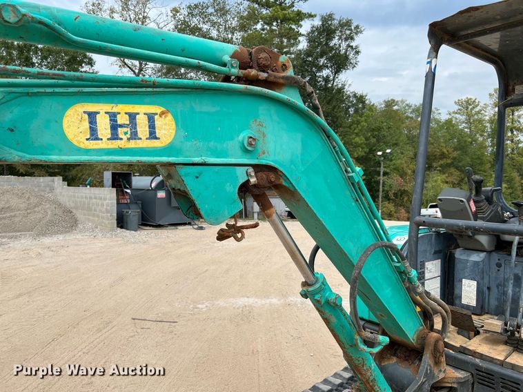 image for item LF9477 2015 IHI 25VX3  mini excavator