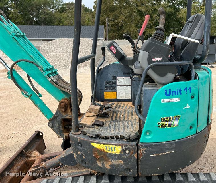 image for item LF9477 2015 IHI 25VX3  mini excavator