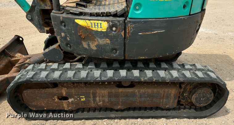 image for item LF9477 2015 IHI 25VX3  mini excavator