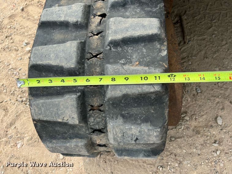 image for item LF9477 2015 IHI 25VX3  mini excavator