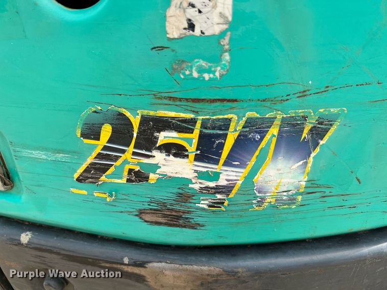 image for item LF9477 2015 IHI 25VX3  mini excavator