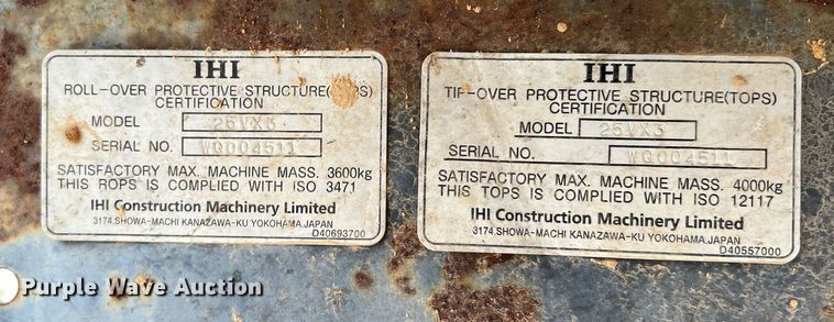 image for item LF9477 2015 IHI 25VX3  mini excavator