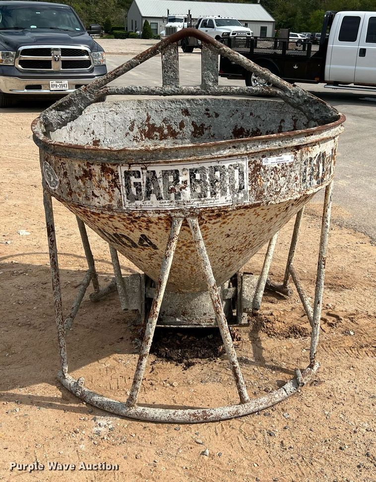 image for item LF9481 Gar-Bro  concrete bucket