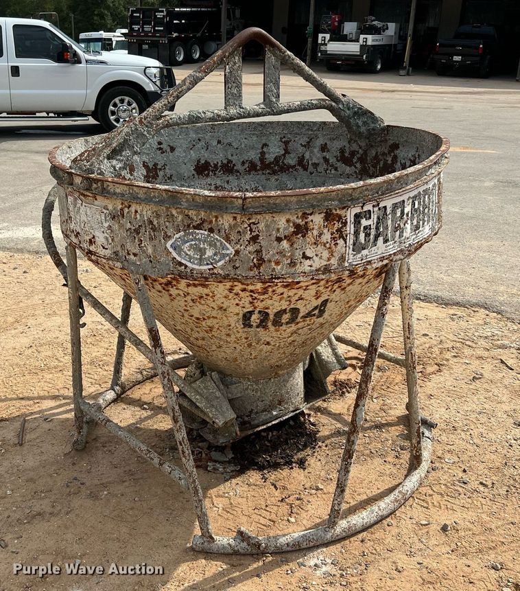 image for item LF9481 Gar-Bro  concrete bucket