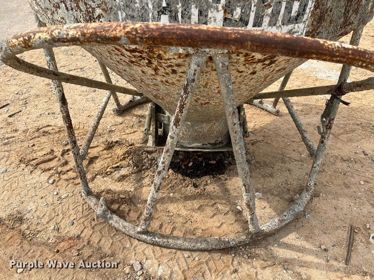 image for item LF9481 Gar-Bro  concrete bucket