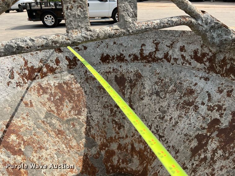 image for item LF9481 Gar-Bro  concrete bucket