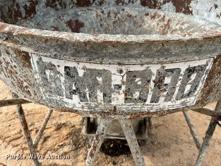 image for item LF9481 Gar-Bro  concrete bucket