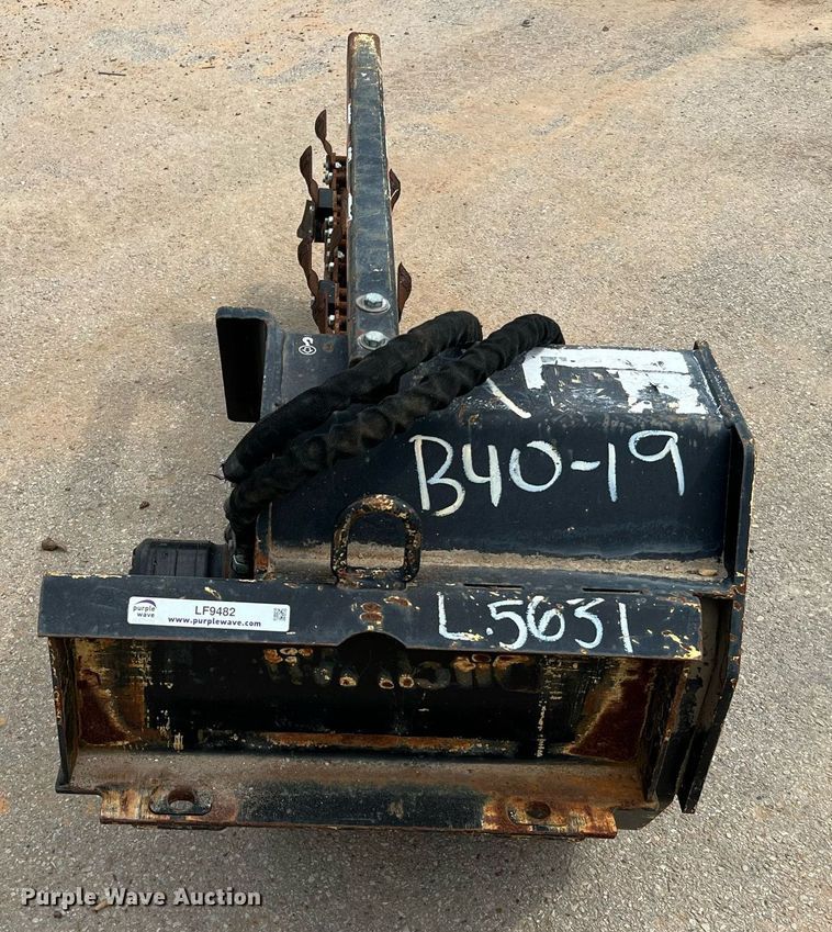 image for item LF9482 2010 Ditch Witch  compact utility loader trencher