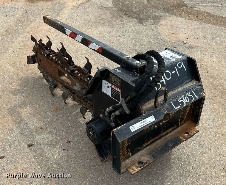 image for item LF9482 2010 Ditch Witch  compact utility loader trencher