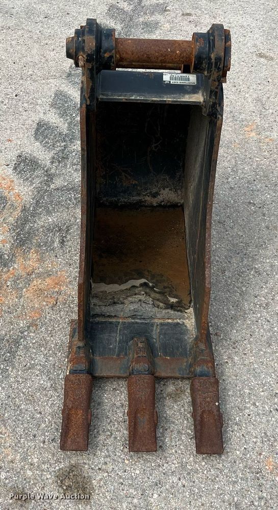 image for item LF9485 Caterpillar 464-9900  excavator bucket