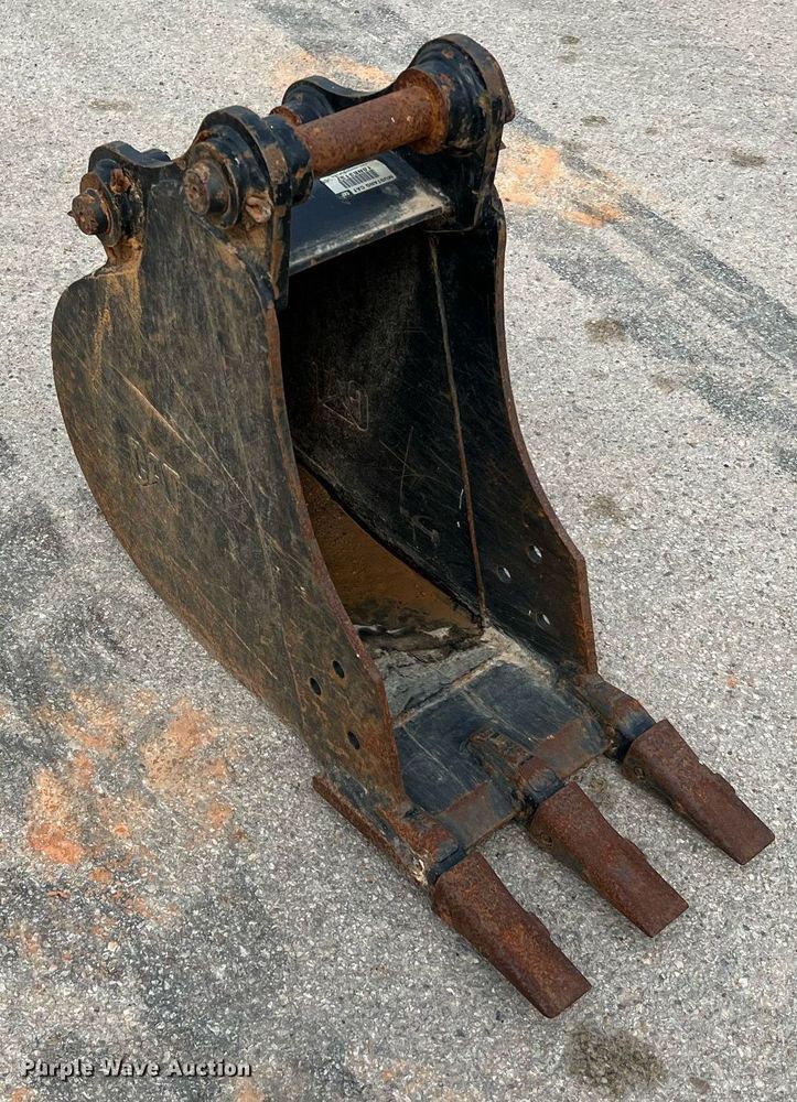 image for item LF9485 Caterpillar 464-9900  excavator bucket