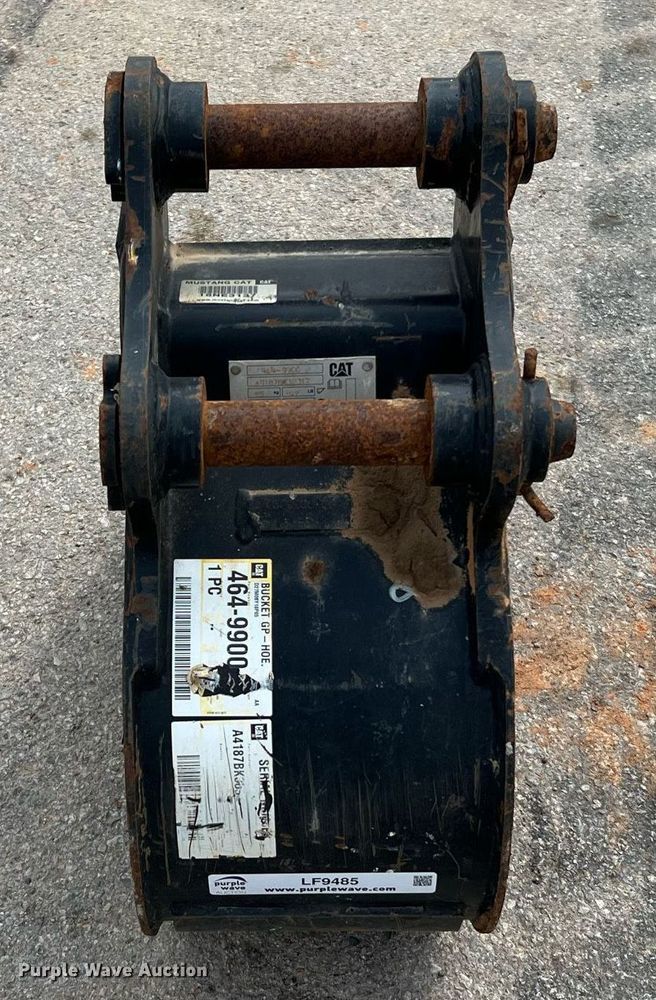 image for item LF9485 Caterpillar 464-9900  excavator bucket