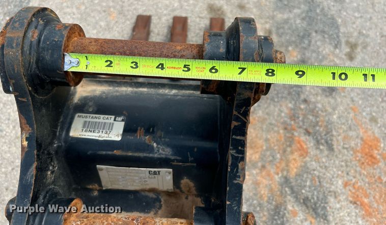 image for item LF9485 Caterpillar 464-9900  excavator bucket