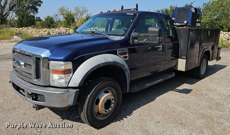 image for item LM9138 2008 Ford F450 Super Duty XLT  SuperCab utility / service truck