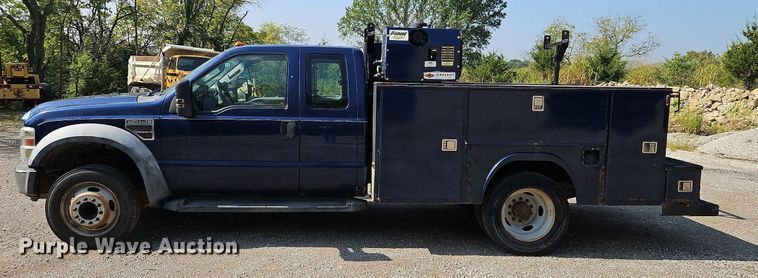 image for item LM9138 2008 Ford F450 Super Duty XLT  SuperCab utility / service truck