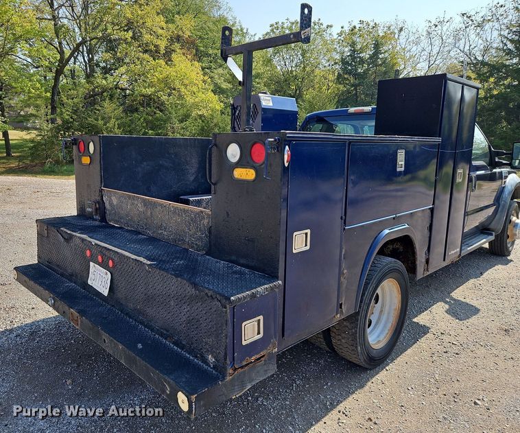 image for item LM9138 2008 Ford F450 Super Duty XLT  SuperCab utility / service truck
