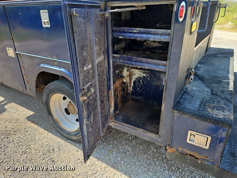 image for item LM9138 2008 Ford F450 Super Duty XLT  SuperCab utility / service truck