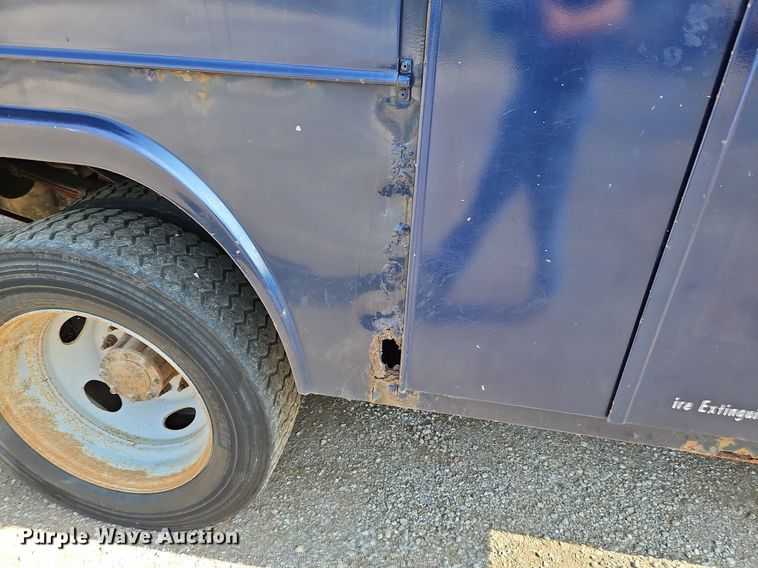 image for item LM9138 2008 Ford F450 Super Duty XLT  SuperCab utility / service truck