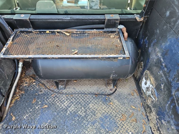 image for item LM9138 2008 Ford F450 Super Duty XLT  SuperCab utility / service truck