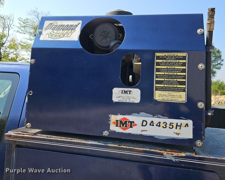 image for item LM9138 2008 Ford F450 Super Duty XLT  SuperCab utility / service truck