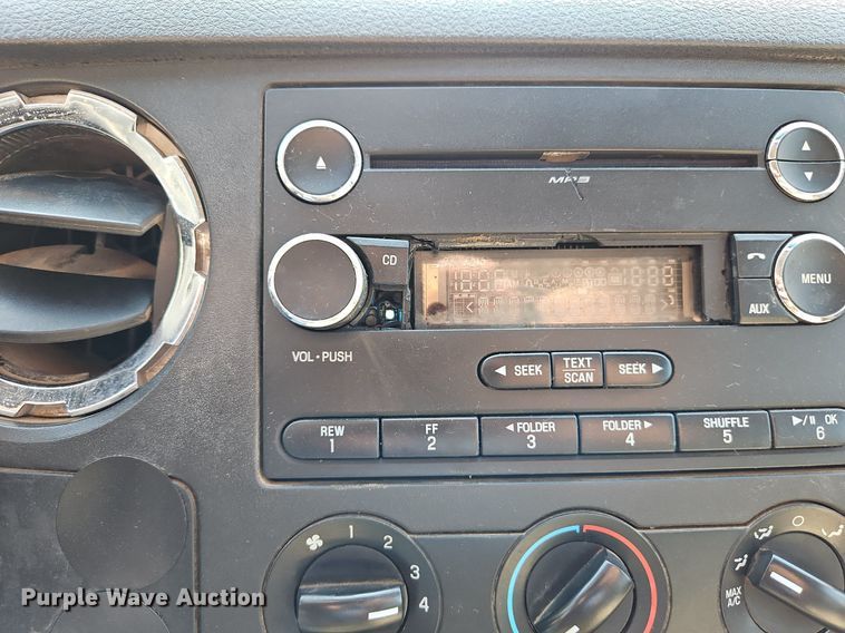 image for item LM9138 2008 Ford F450 Super Duty XLT  SuperCab utility / service truck