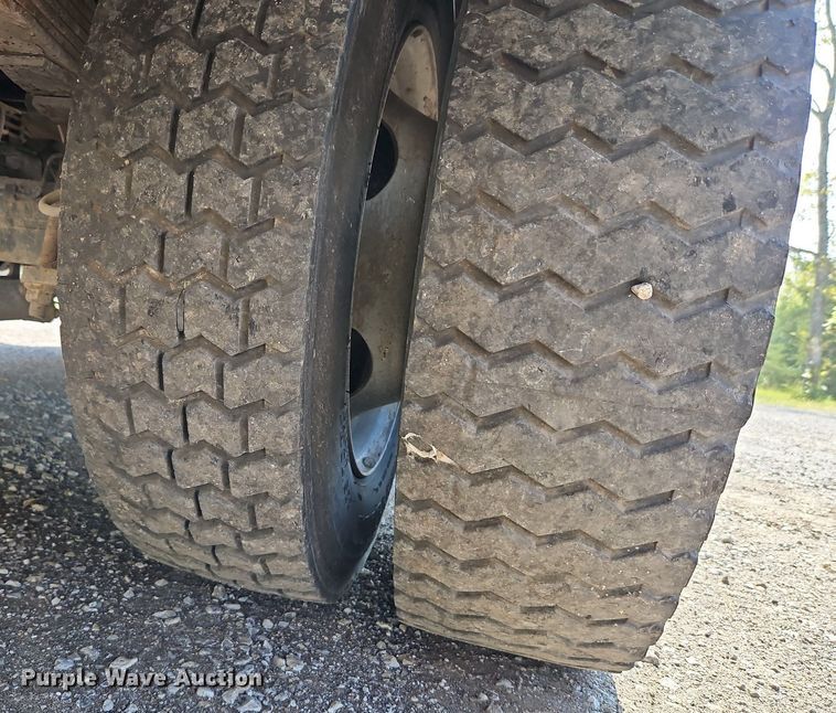 image for item LM9138 2008 Ford F450 Super Duty XLT  SuperCab utility / service truck