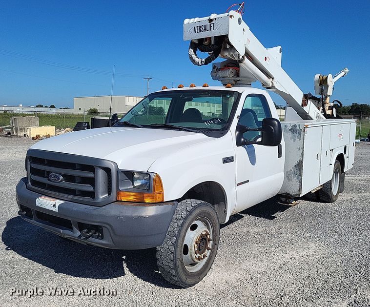 image for item LS9720 2000 Ford F550 Super Duty XL  bucket truck