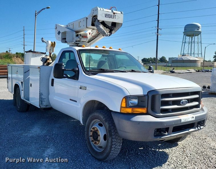 image for item LS9720 2000 Ford F550 Super Duty XL  bucket truck