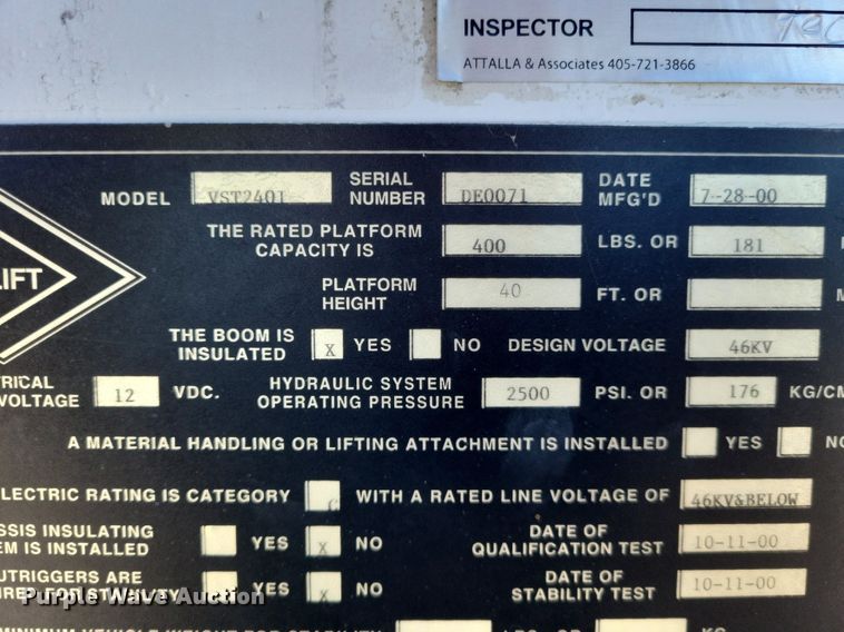 image for item LS9720 2000 Ford F550 Super Duty XL  bucket truck