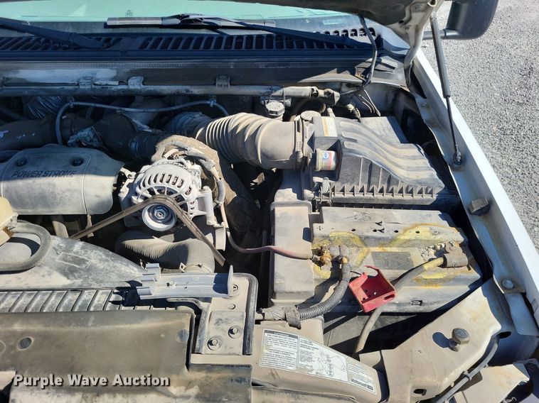 image for item LS9720 2000 Ford F550 Super Duty XL  bucket truck