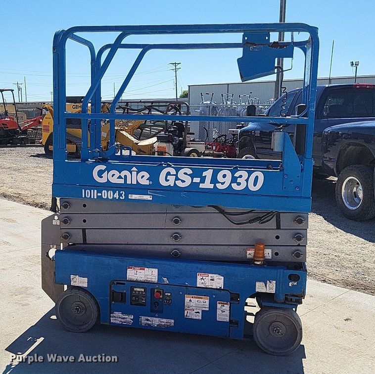 image for item LS9721 2016 Genie GS-1930  scissor lift