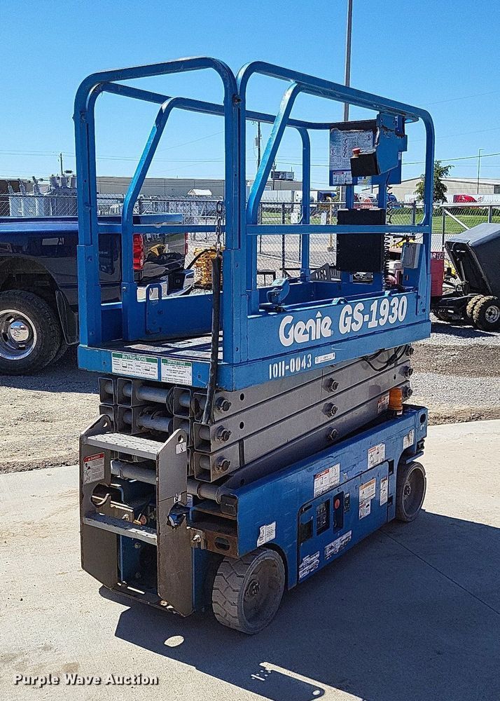 image for item LS9721 2016 Genie GS-1930  scissor lift
