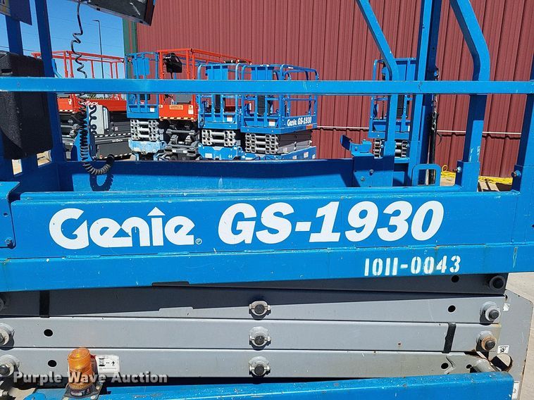 image for item LS9721 2016 Genie GS-1930  scissor lift