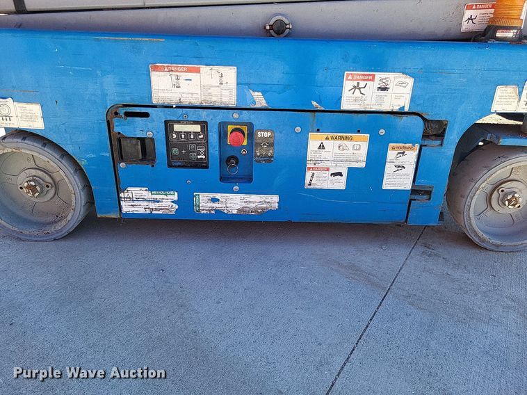 image for item LS9721 2016 Genie GS-1930  scissor lift