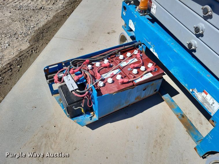 image for item LS9721 2016 Genie GS-1930  scissor lift