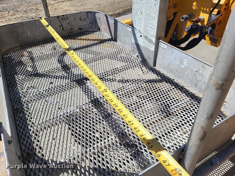 image for item LS9722 2017 Haulotte 3522A  boom lift