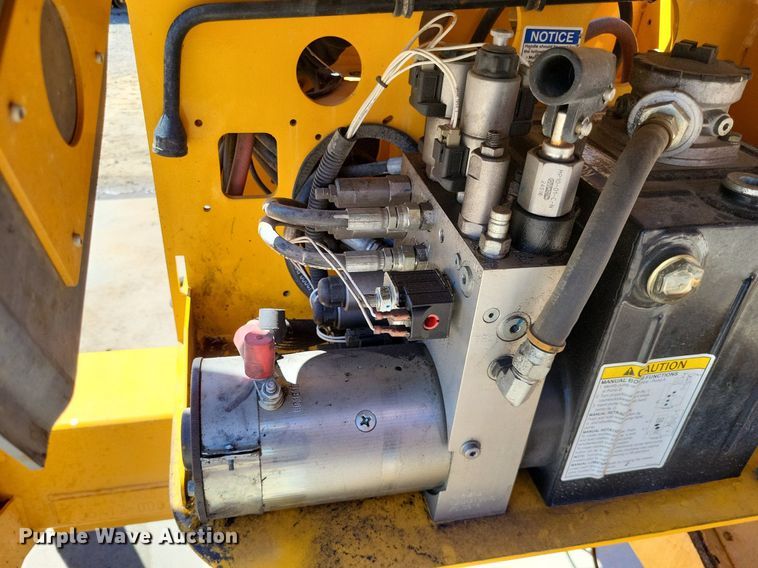 image for item LS9722 2017 Haulotte 3522A  boom lift