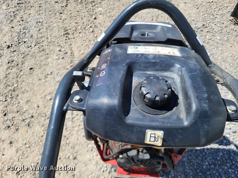 image for item LS9723 2015 Chicago Pneumatic MS695  plate compactor