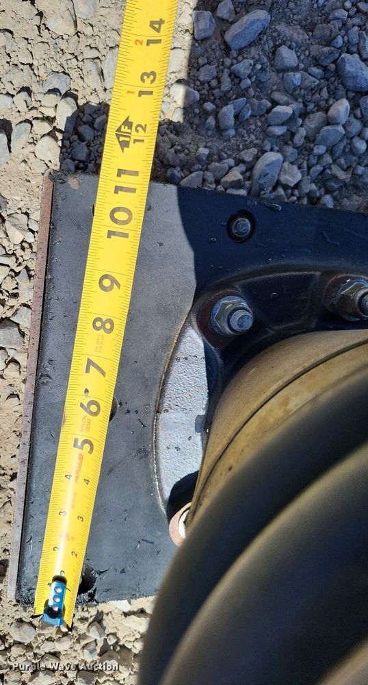 image for item LS9723 2015 Chicago Pneumatic MS695  plate compactor