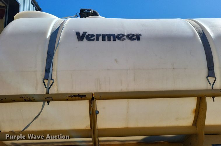 image for item LS9724 2012 Vermeer MX240   fluid mixer