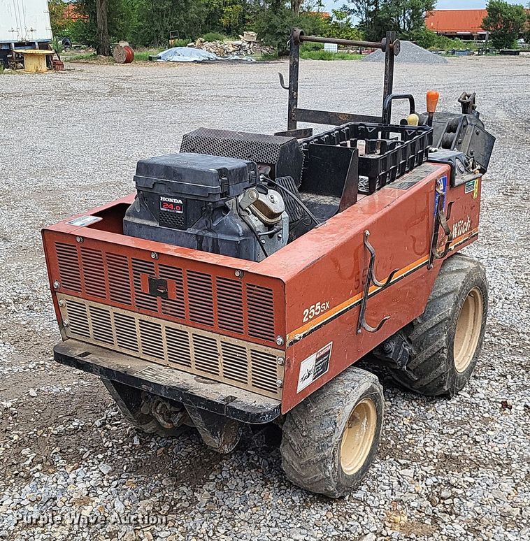 image for item LS9728 2005 Ditch Witch 255SXH  cable plow