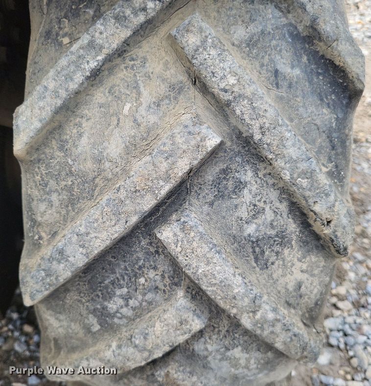 image for item LS9728 2005 Ditch Witch 255SXH  cable plow