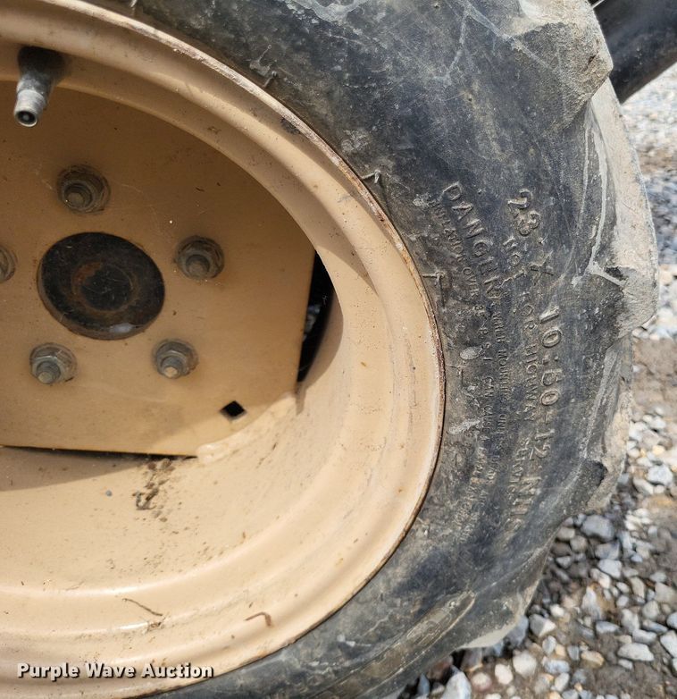 image for item LS9728 2005 Ditch Witch 255SXH  cable plow