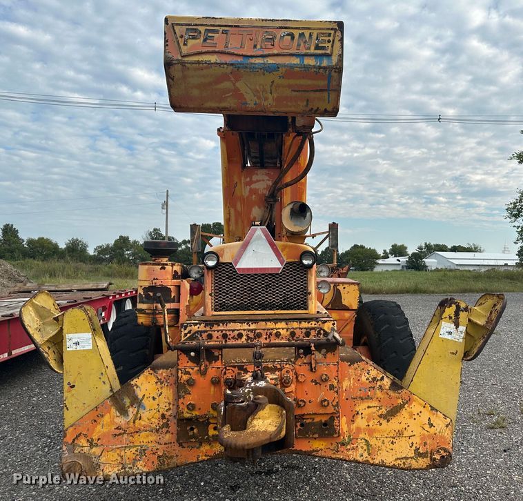 image for item LV9031 Pettibone 25RS  crane