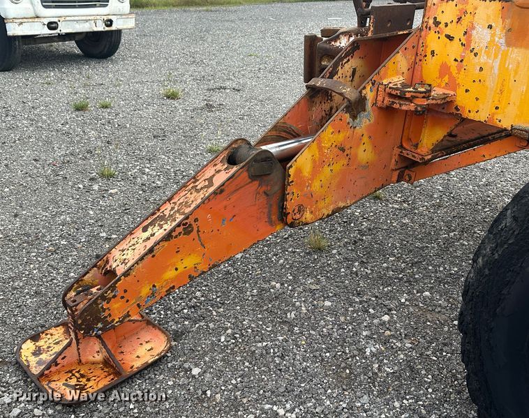 image for item LV9031 Pettibone 25RS  crane