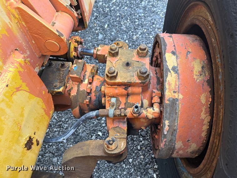 image for item LV9031 Pettibone 25RS  crane