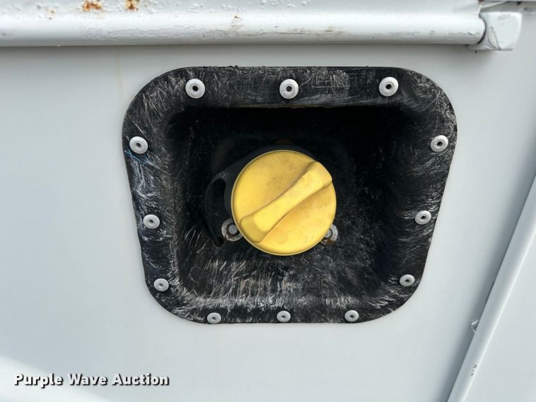 image for item LV9032 2012 Ford F450 Super Duty XL bucket truck